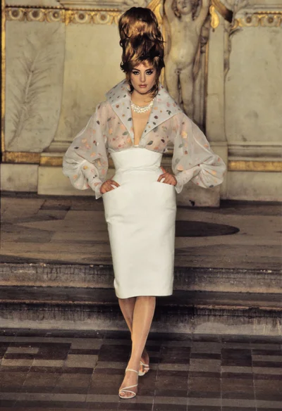 Look 19